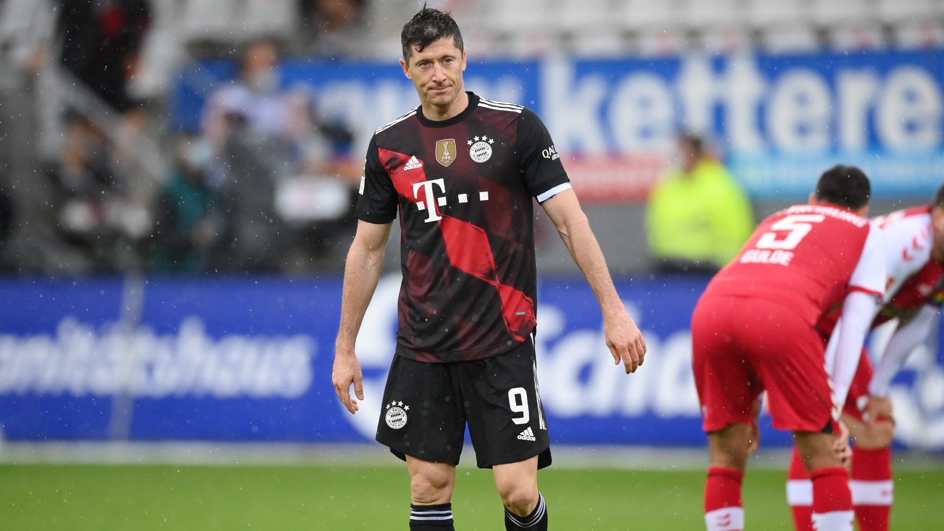 Robert Lewandowski scored his 40th goal of the Bundesliga season - but will he add to his tally?