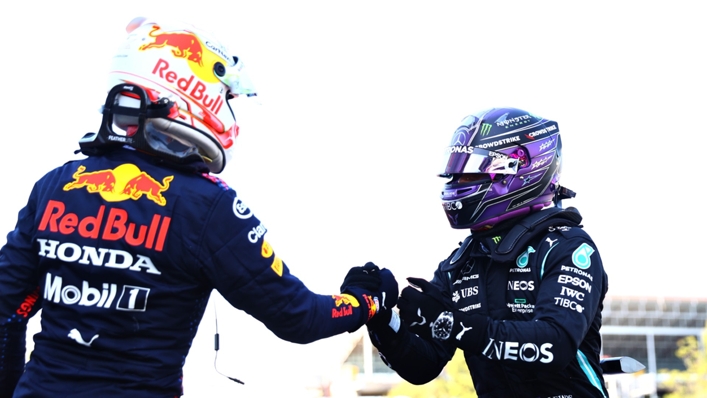 Lewis Hamilton (r) and Max Verstappen