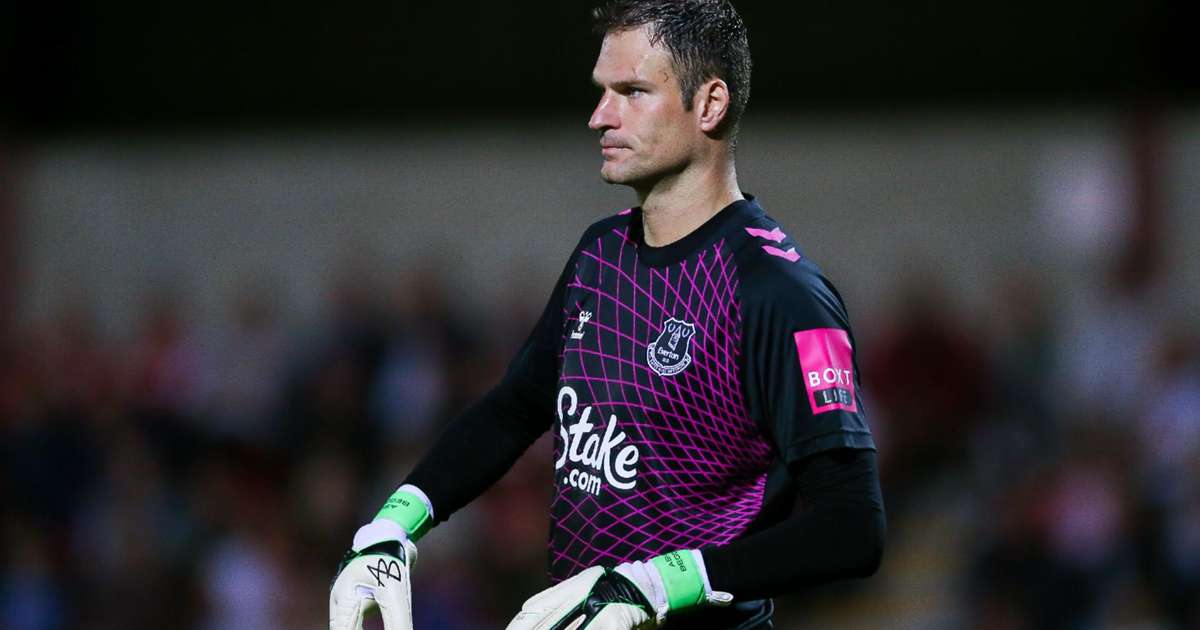 Asmir Begovic admits boardroom issues making life difficult for Everton