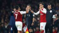 AlexisSanchezMesutOzil - cropped