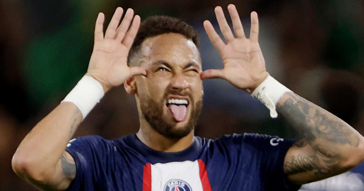 'Football keeps getting more annoying' - Neymar furious with booking ...