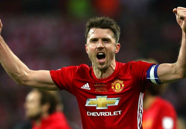 michael-carrick-cropped_2wejbmcf00rx1efe1jl3tmjbe.jpg