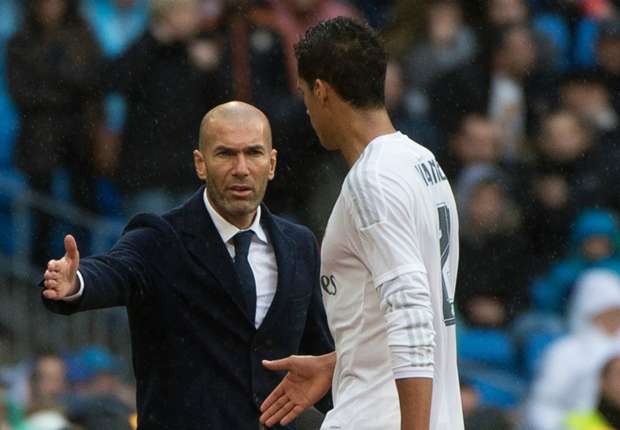 zidane-varane-cropped_py0rtwdg0x4y1venzs971q8uw.jpg