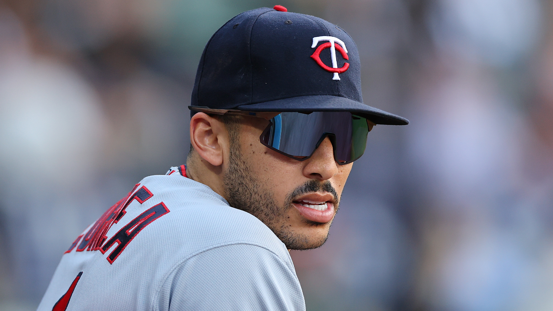 Returning Twin Carlos Correa
