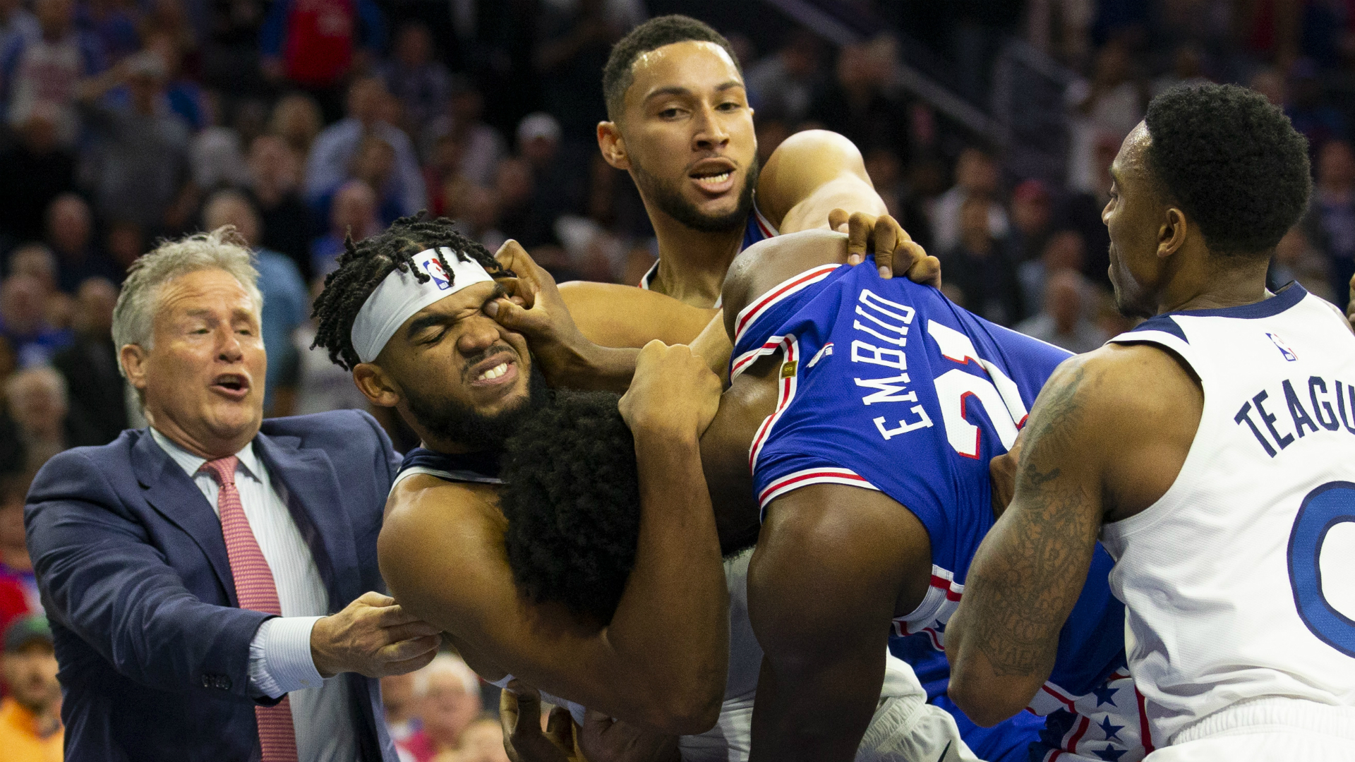 Flipboard: Ben Simmons rejects allegations he was aggressor in Embiid-Towns fight