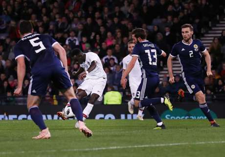 McLeish: Scotland shoot themselves in the foot