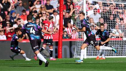 Championship: Twine at the double as Bristol City rout Sheffield United