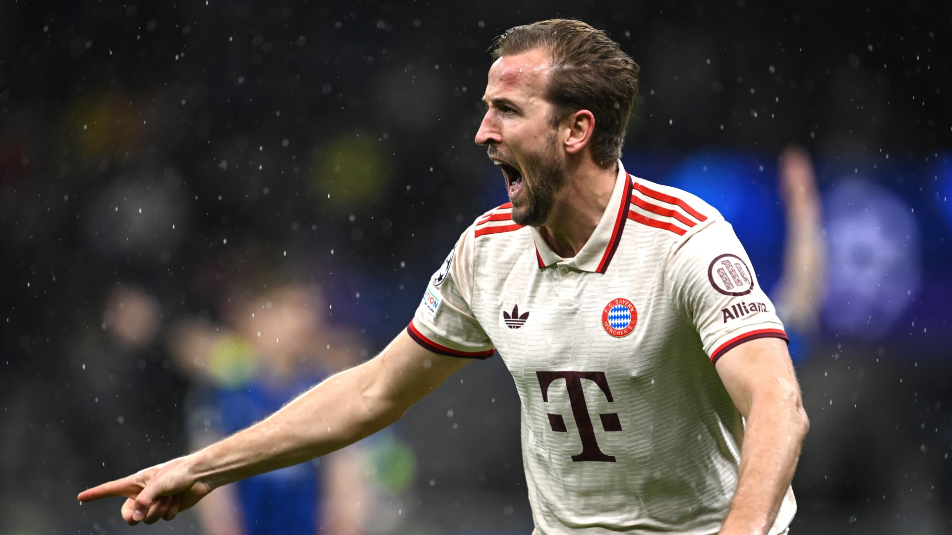 Kane eyes record with Bayern on brink of Bundesliga title