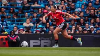 George swaps Man Utd for Brighton