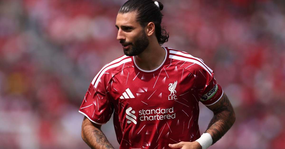 Szoboszlai refuses to comment on Liverpool's transfer strategy amid squad concerns