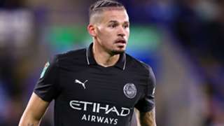 Sheffield United sign Phillips on loan from Man City