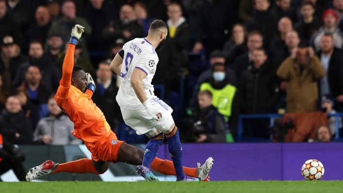Karim Benzema pounces on Edouard Mendy's error