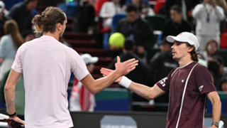 Zverev downs De Minaur to seal Shanghai semi-finals return