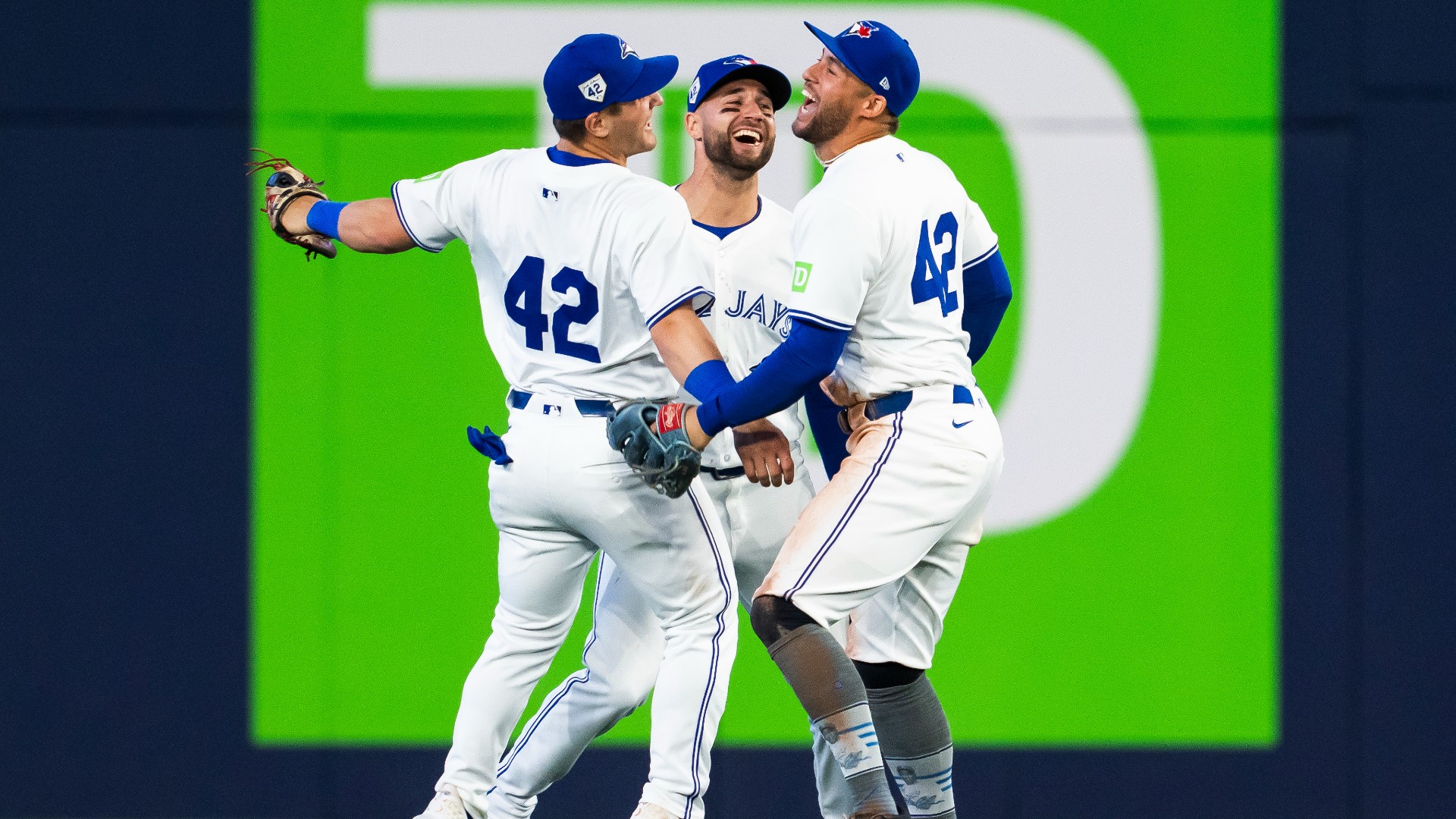 MLB: Blue Jays deal Yanks first losing streak