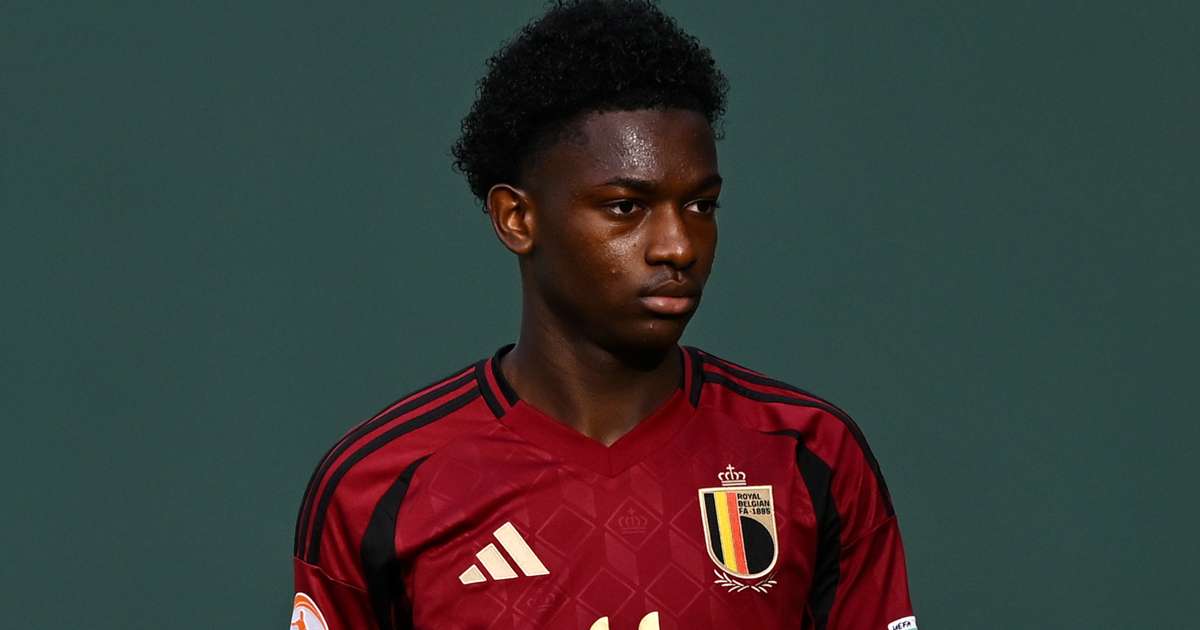 Barcelona Unveil Teenage Winger Bisiwu After €8.5m Club Brugge Deal