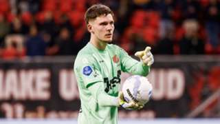 Ipswich strengthen goalkeeping group with Van Oevelen move