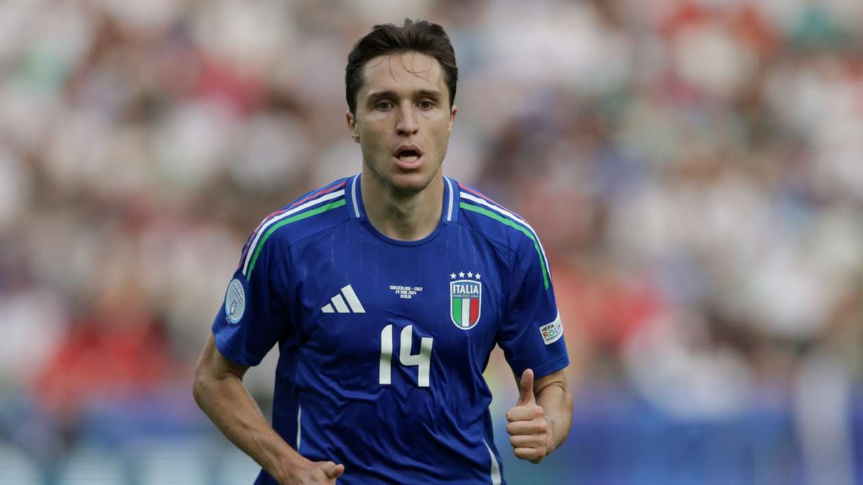 Italy 'waiting' for unique Chiesa, says Buffon