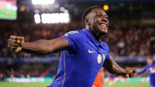 Chelsea 2-0 Luton Town: Welbeck gets debut goal in routine EFL Cup win