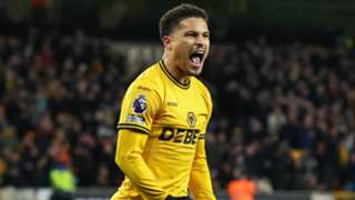 Arsenal and Tottenham transfer target Gomes pens Wolves extension