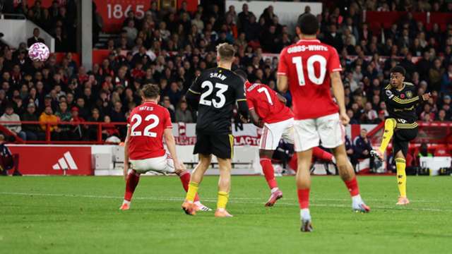 Nottingham Forest 2-2 Manchester United: Amad's stunning volley rescues a point