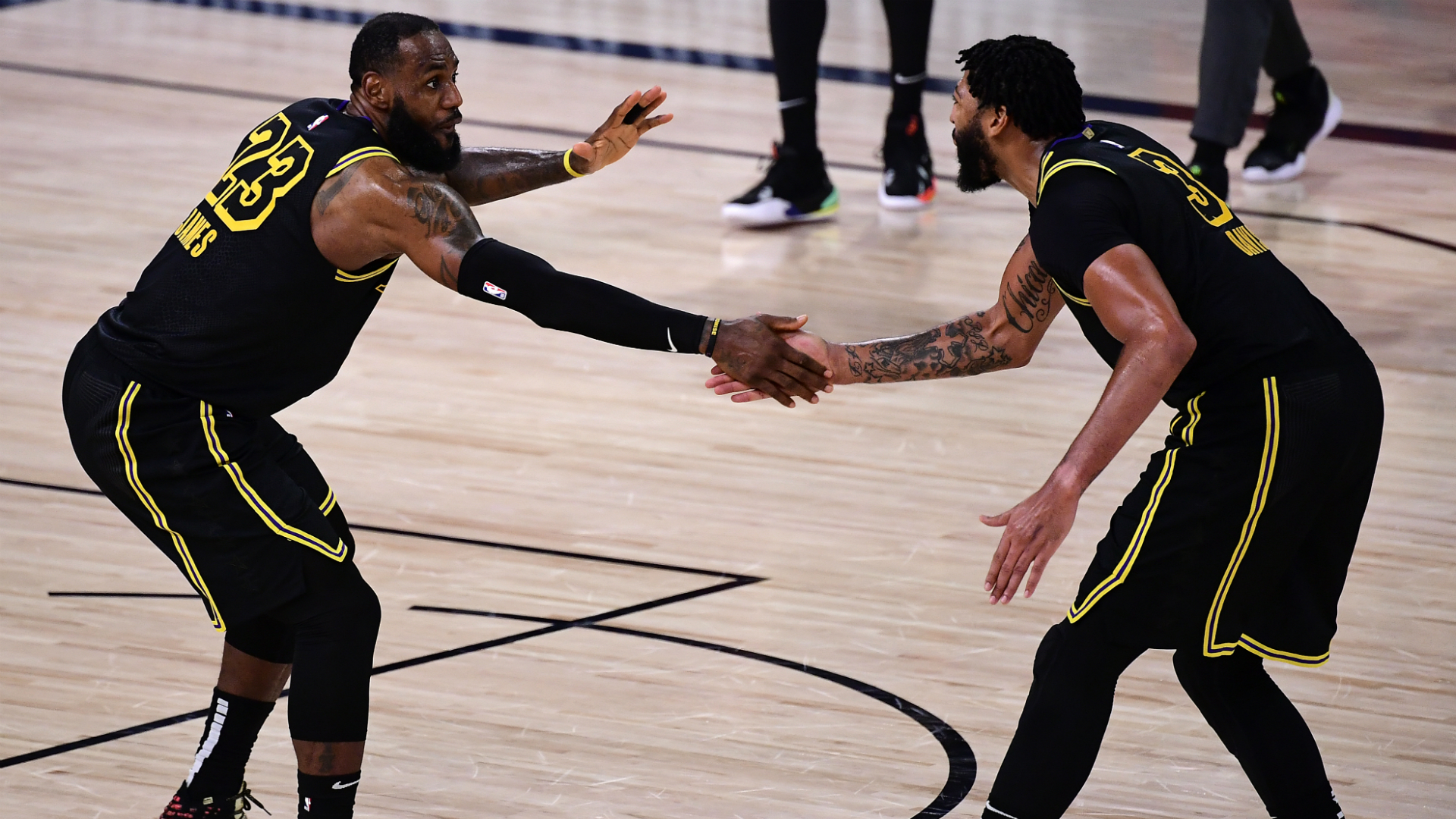 LeBron and Davis star as Lakers level series, Bucks stay alive in NBA playoffs