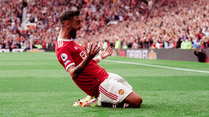 Manchester United's Bruno Fernandes celebrates against Leeds