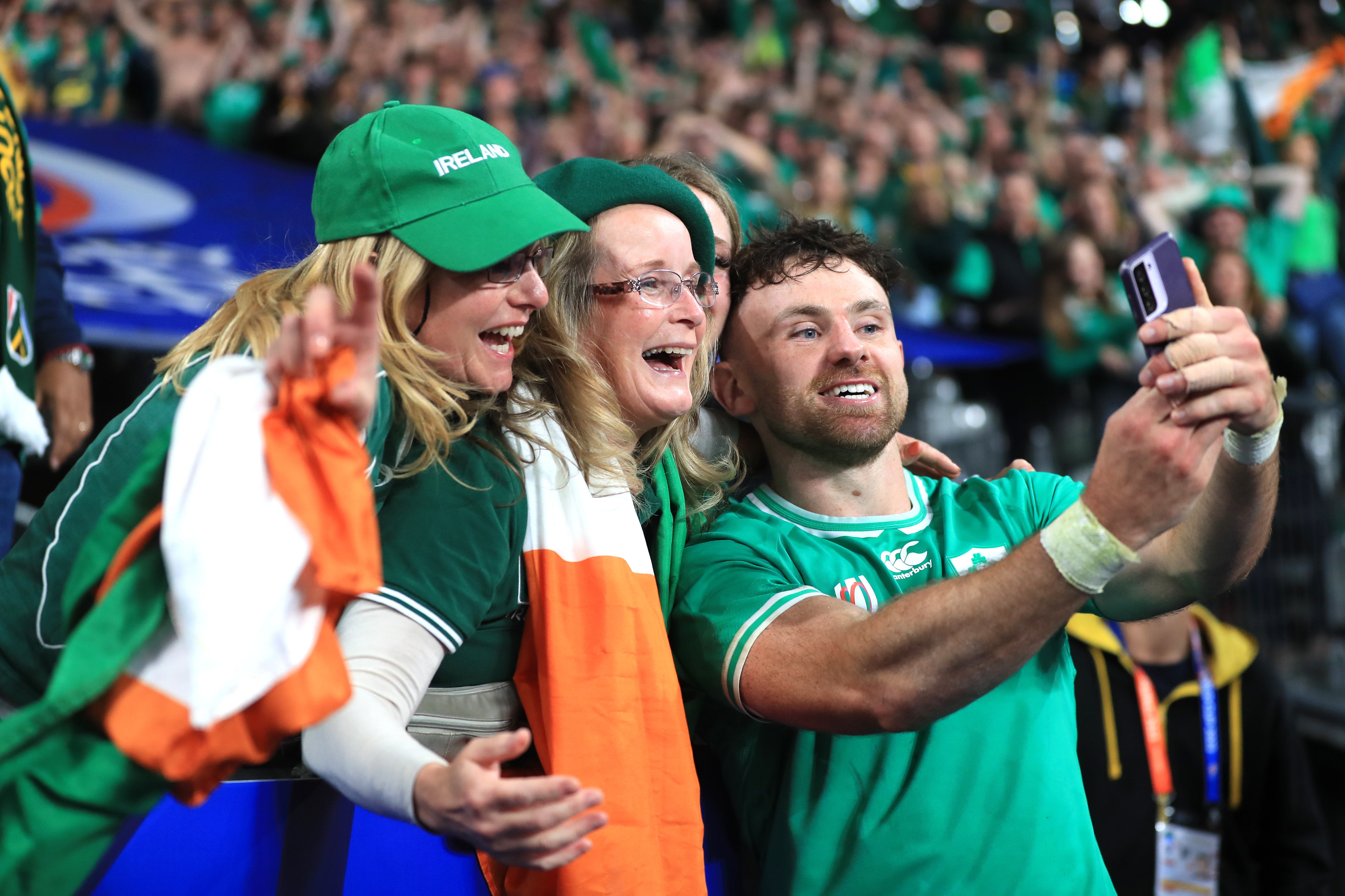 Hugo Keenan, right, and Ireland were backed by tens of thousands of travelling fans in Paris