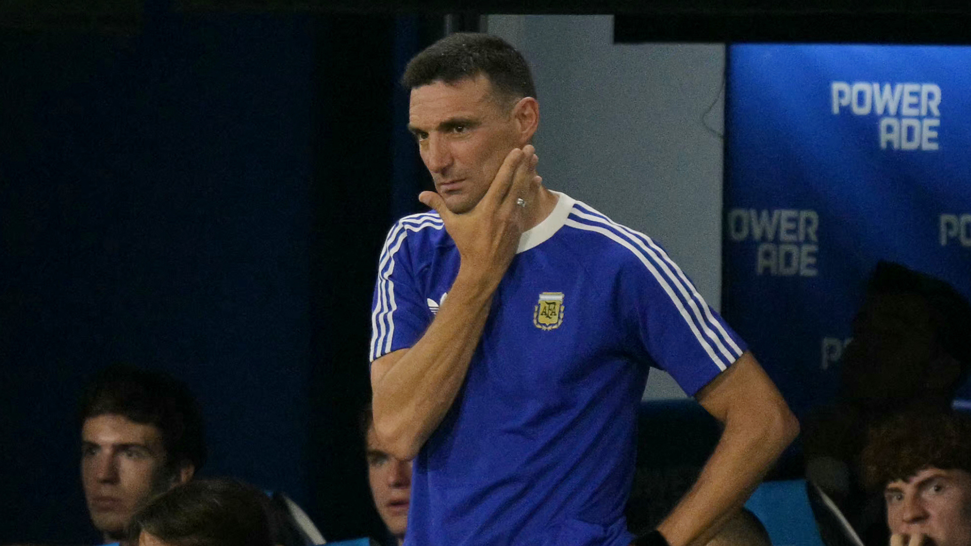 Scaloni will not rush to name Argentina’s World Cup squad
