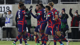 Antonee Robinson of United States celebrates with his teammates after scoring his team's first goal against El Salvador