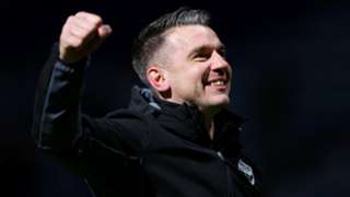 Bloomfield urges Oxford to not 'get too emotional' in Championship relegation fight