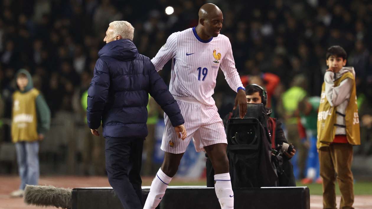 Azerbaijan 1-3 France: Mateta strikes again as visitors overcome early scare