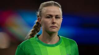 England goalkeeper Hampton signs new Chelsea contract