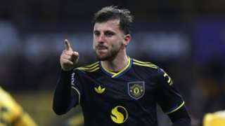 Mount's smarts bring balance to Man Utd, says Amorim