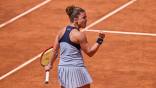 Defending champion Paolini survives scare in Italian Open second round