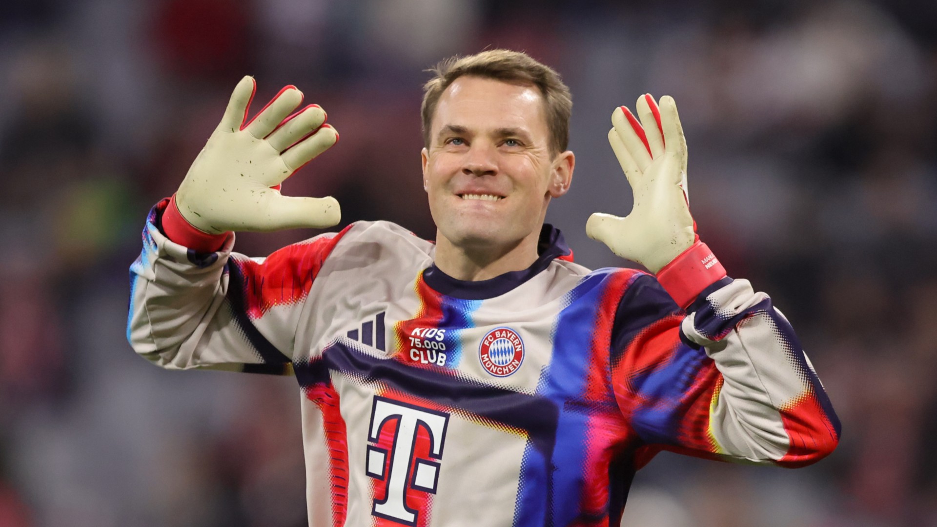 Bayern in no rush to decide Neuer’s future