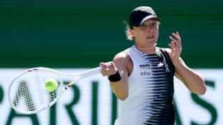 Swiatek sets up Indian Wells rematch with Sakkari after battling past Day