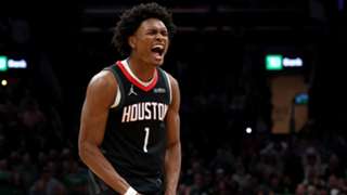NBA: Rockets stun Celtics on late jumper