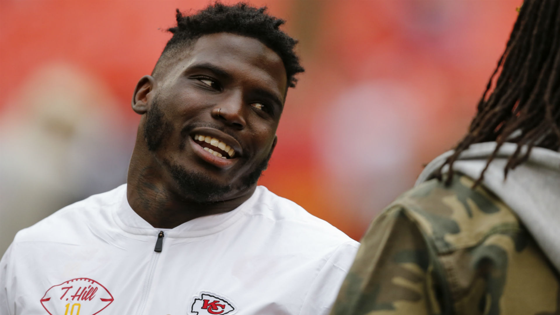 Tyreek Hill injury update: Chiefs receiver (shoulder) to resume ...