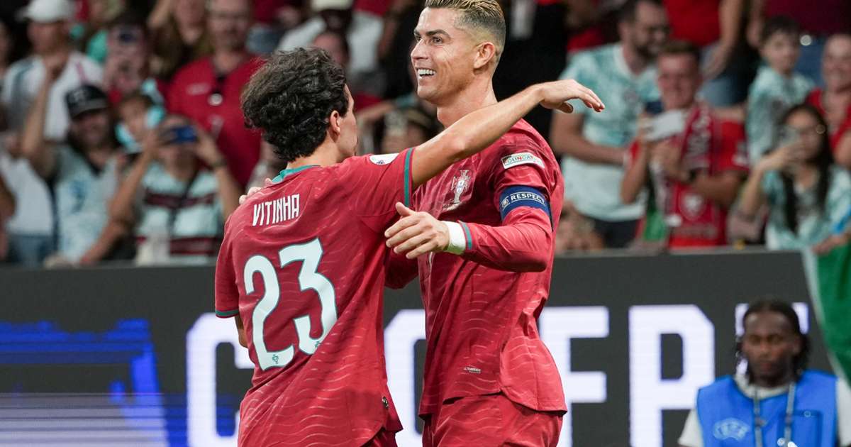 Vitinha and Cristiano Ronaldo