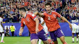 Clarke: Pressure off Scotland after opening World Cup win