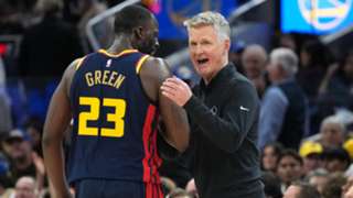 NBA: Warriors beat Knicks for seventh straight win as Kerr reaches milestone