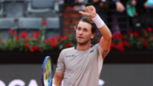 Ruud overcomes Khachanov and rain delay to reach Italian Open semis