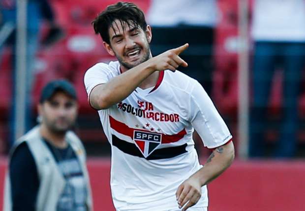 alexandre-pato-cropped_a007sp2m3m461ds1kqmwtt0xv.jpg