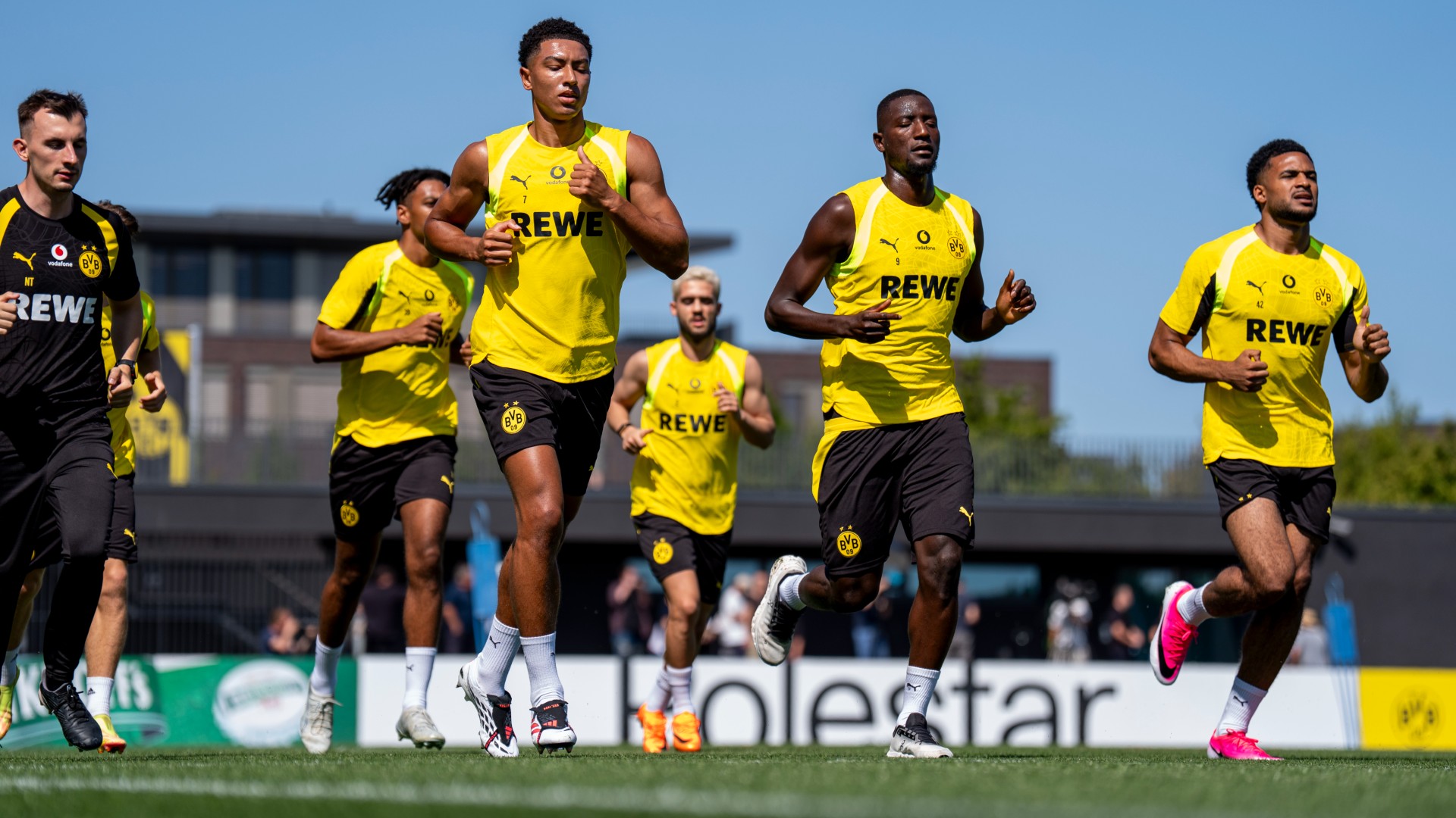 Dortmund want to make 'three more really good transfers' - SoccerNews