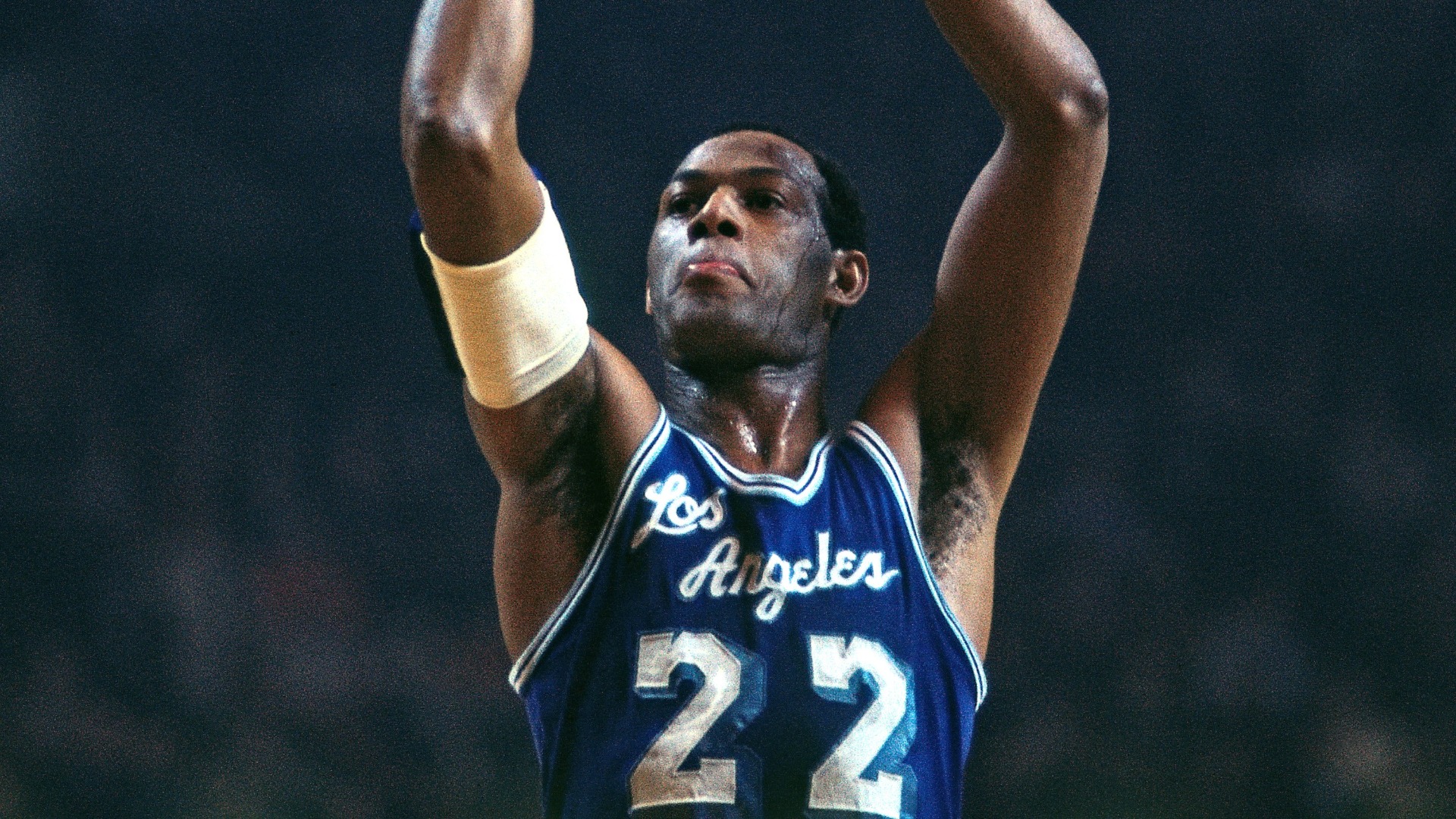Los Angeles Lakers great Elgin Baylor dies at 86