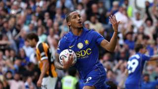 Chelsea 2-2 Hull City: Joao Pedro spares hosts' blushes