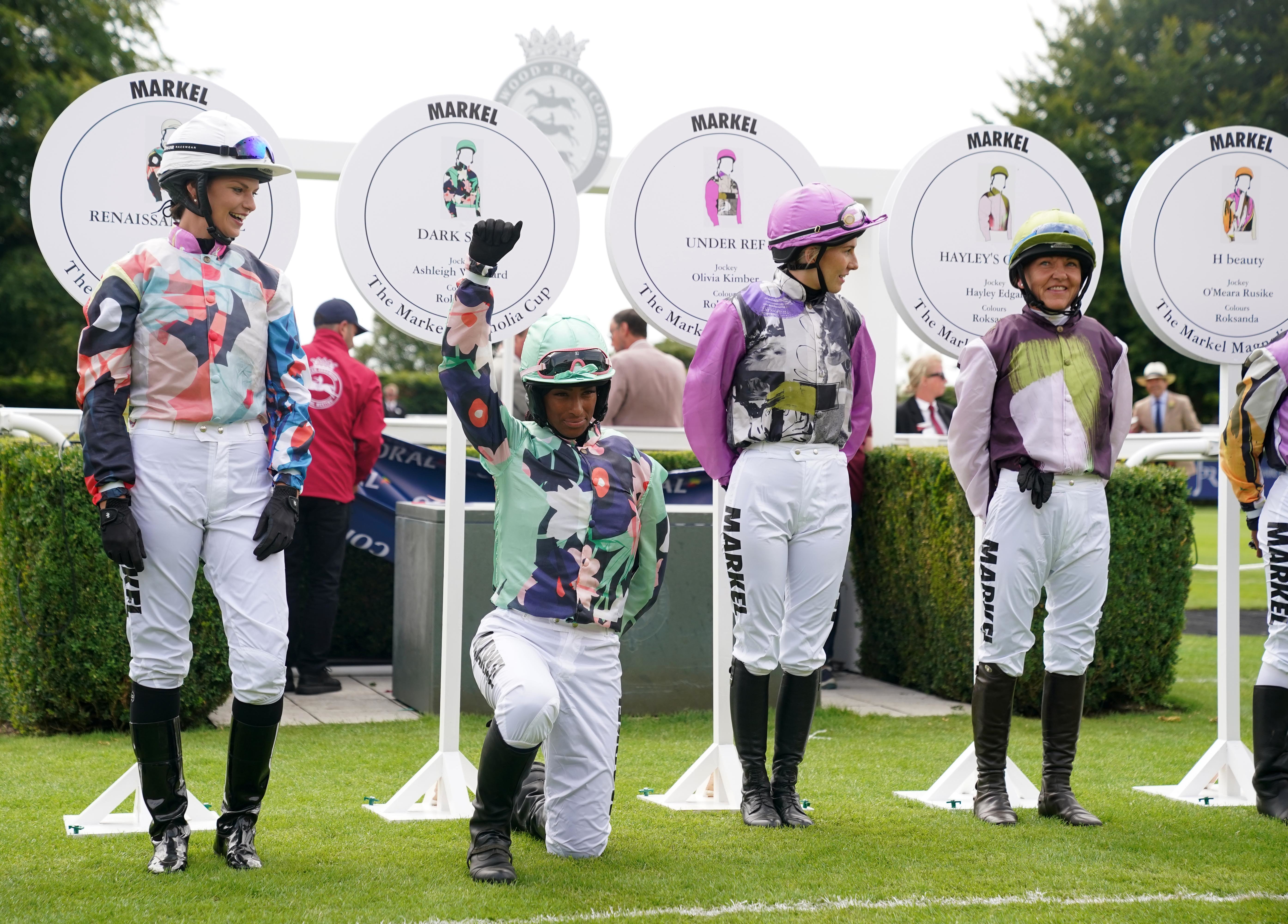 Ashleigh Wicheard taking the knee ahead of the race last year