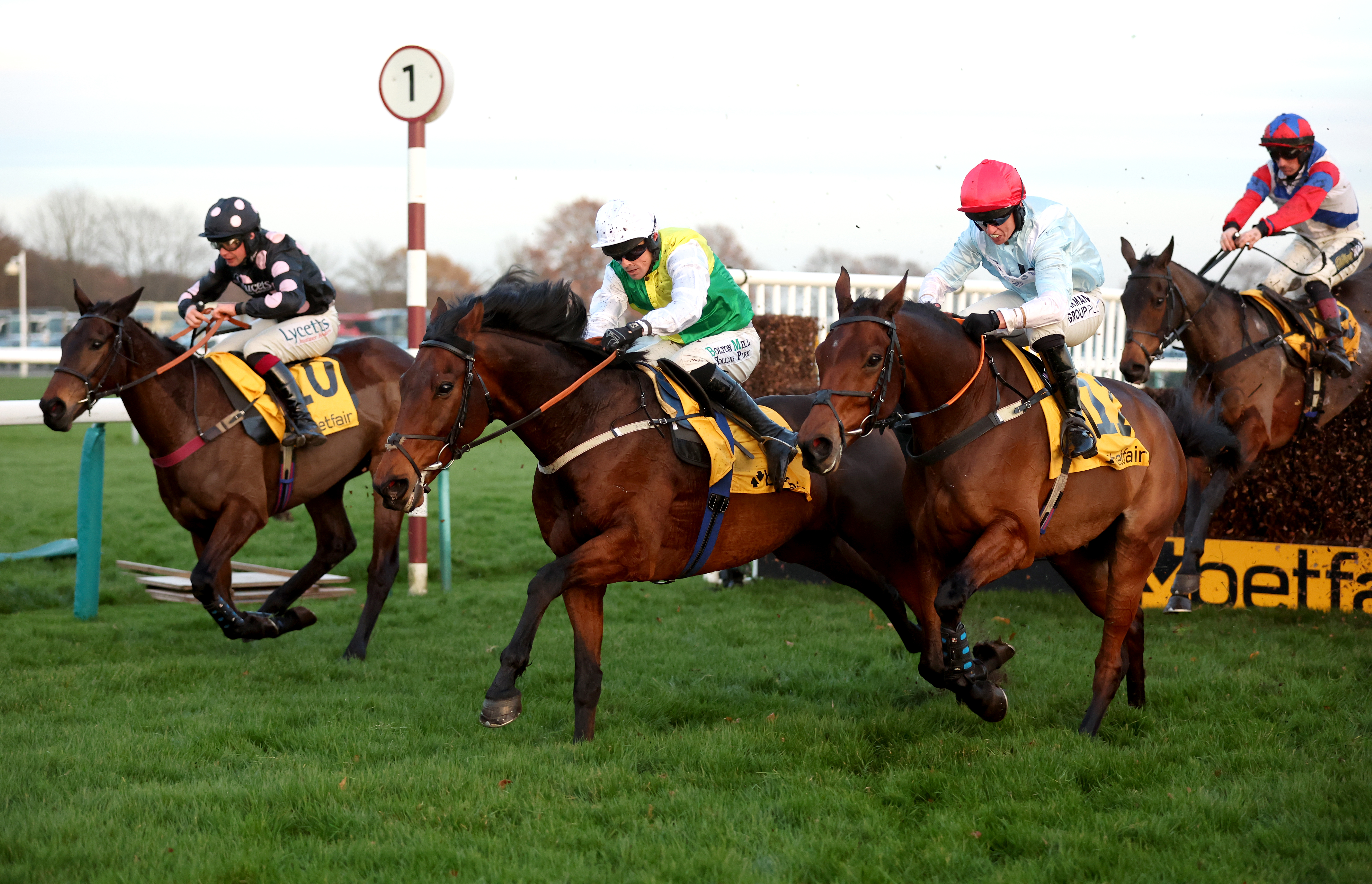 Famous Bridge (centre) in action at Haydock