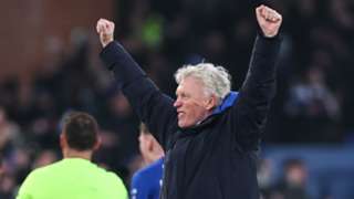 Moyes aims to build positive momentum at Everton