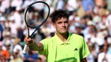 Mensik overcomes Norrie to reach second round at Queen's